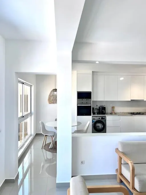 Blissapartments T2 - Simone Mindelo 0*,